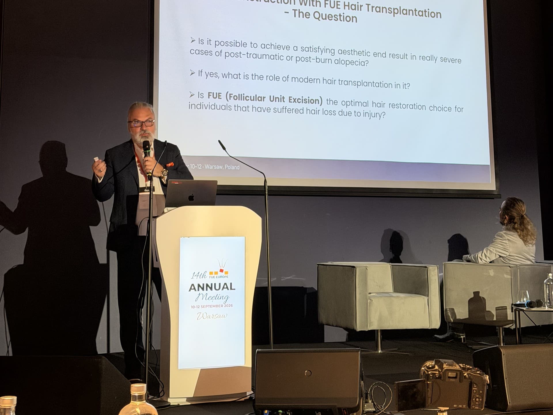 Presentation on FUE scar restoration at the 14th FUE Europe Annual Meeting in Warsaw